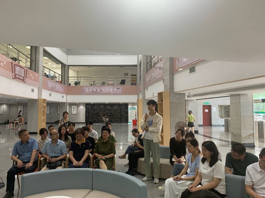 说明: https://www.hbuas.edu.cn/__local/D/27/C0/0D280444C4401368133E5A6C487_D61188F5_43CED.jpg